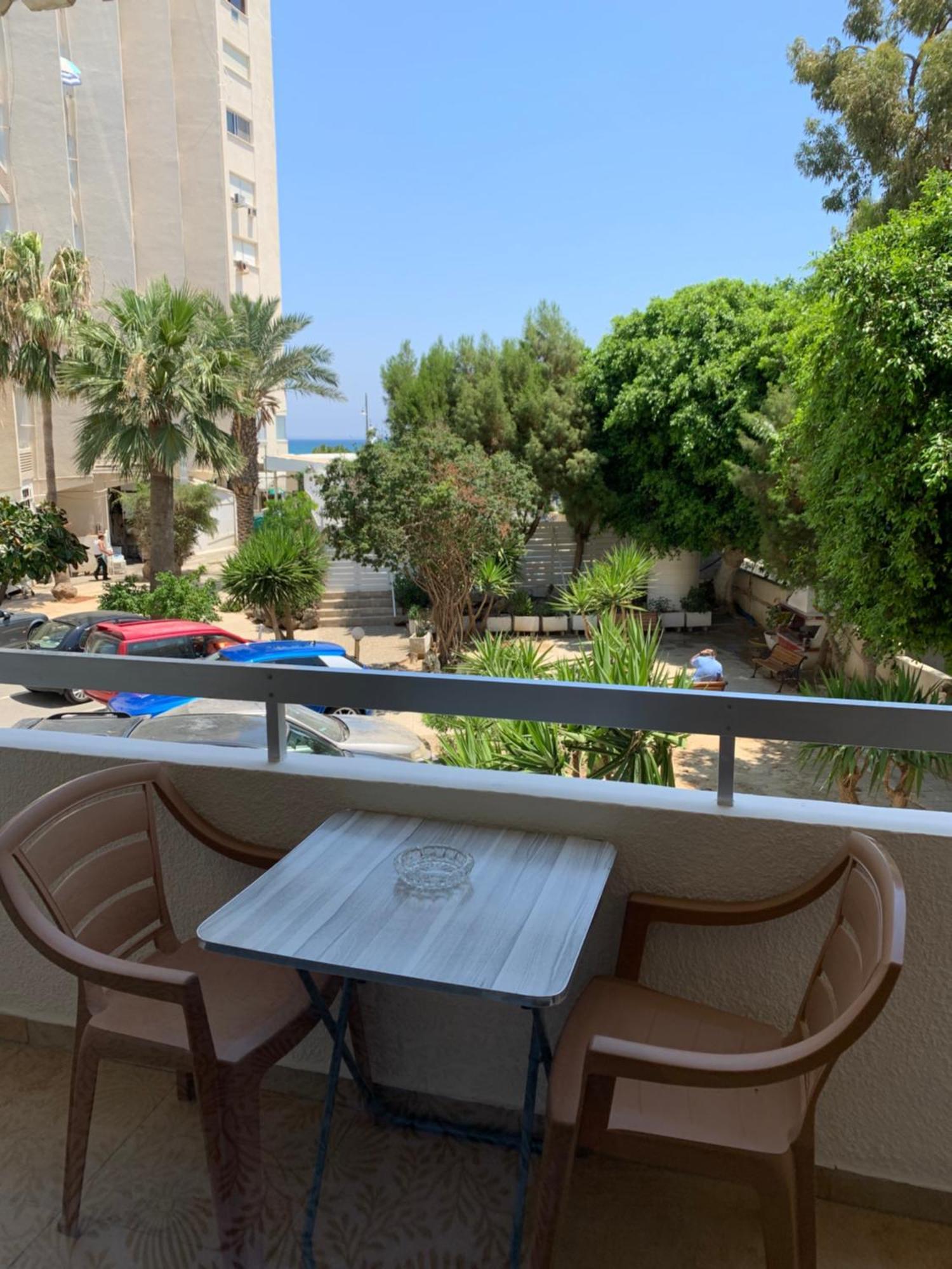 Piale Palms Makenzie Front Apartment, * Larnaca